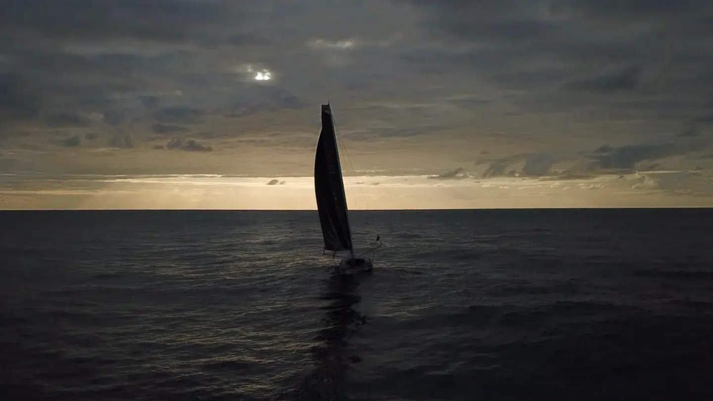 Spørgsmålet er, om de gode, grønne intentioner er sejlet ud mod solnedgangen, når corona-pandemien er færdig med sin hærgen på markederne. Her ses båden Malizia II, som klimaaktivisten Greta Thunberg sejlede over Atlanten til FNs klimatopmøde i sensommeren 2019 ombord på.