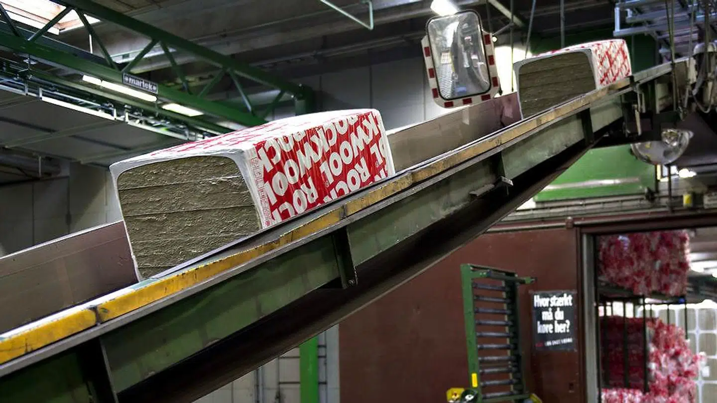 Produktion af rockwool på fabrikken Rockwool i Ø. Doense ved Hobro.