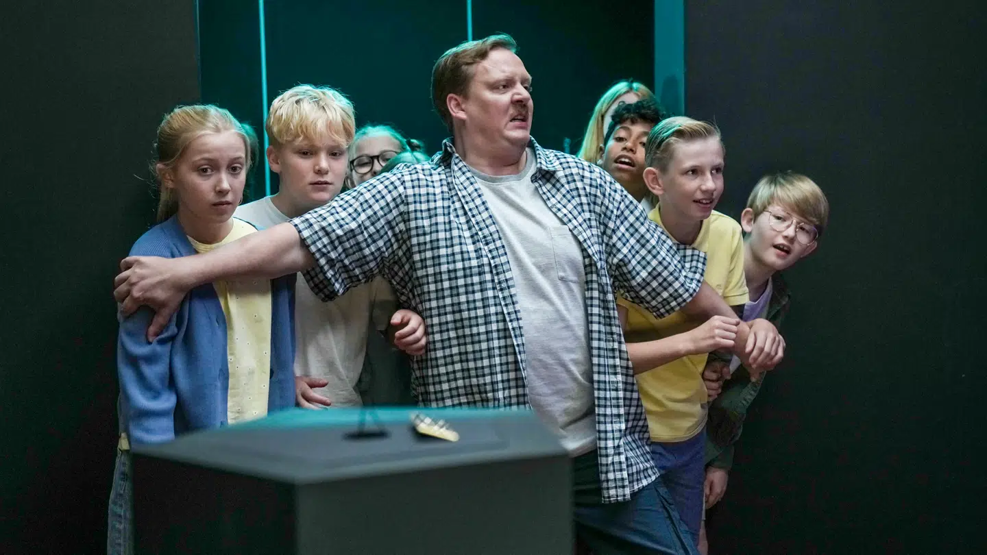 Julius Melchiorsen i den gule t-shirt i den seneste 'Krumme'-film.