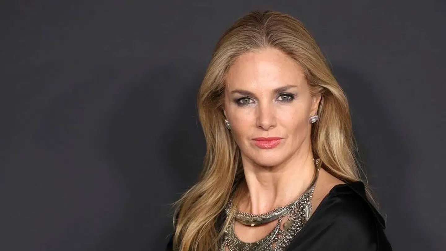 Model og tv-personlighed Genoveva Casanova er kvinden, hvis lejlighed Kronprinsen angiveligt var ved at forlade, da han blev optaget på video.