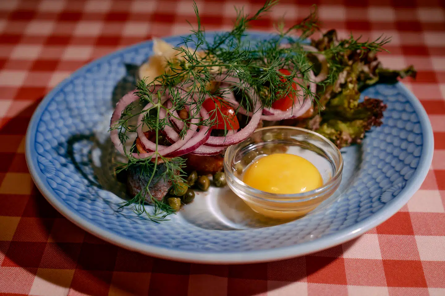 Frk. Barnes kælder. Sild.