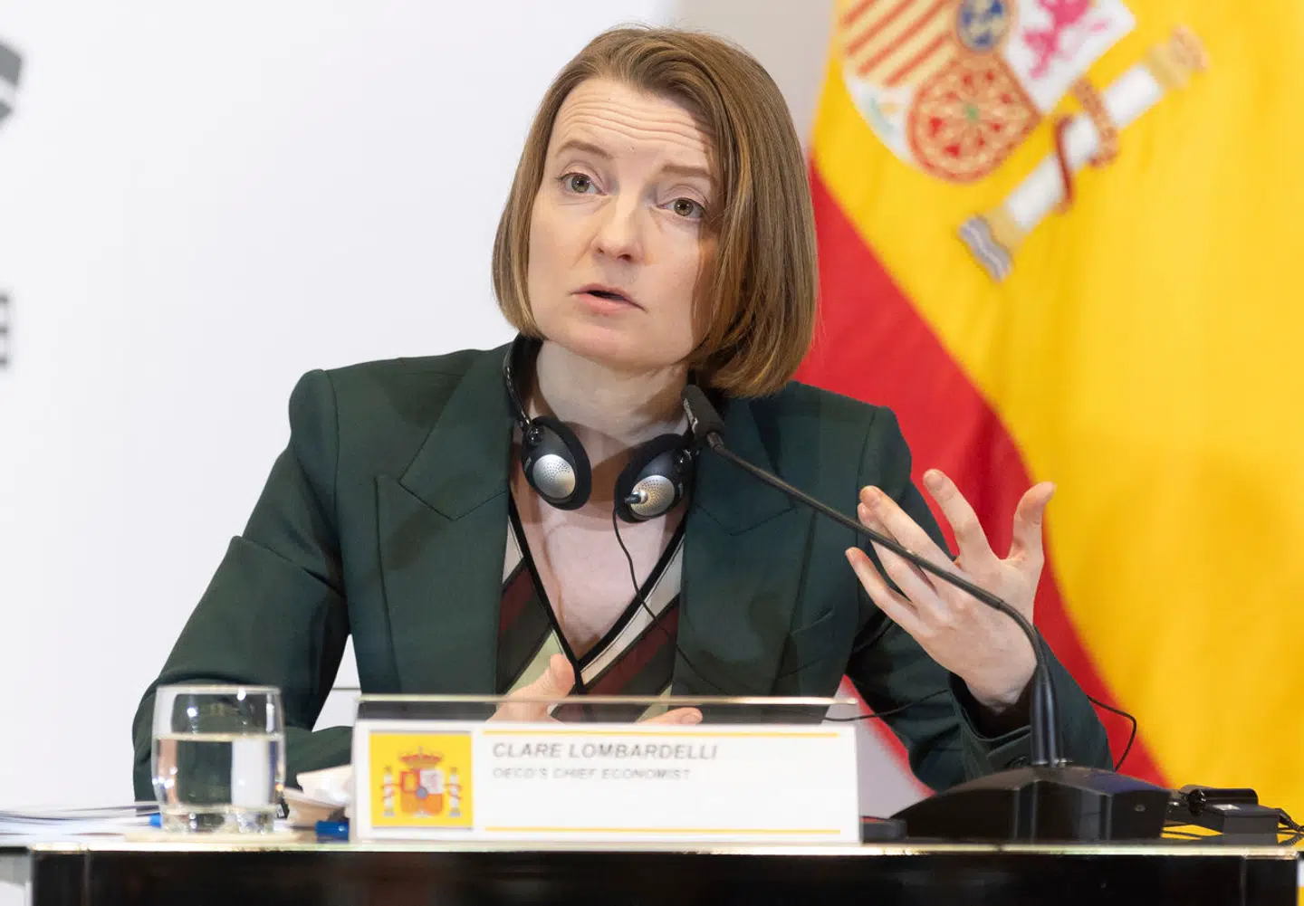 Cheføkonom i OECD Clare Lombardelli tvivler på, at vi nogensinde vender tilbage til de meget lave renteniveauer fra før inflationskrisen.