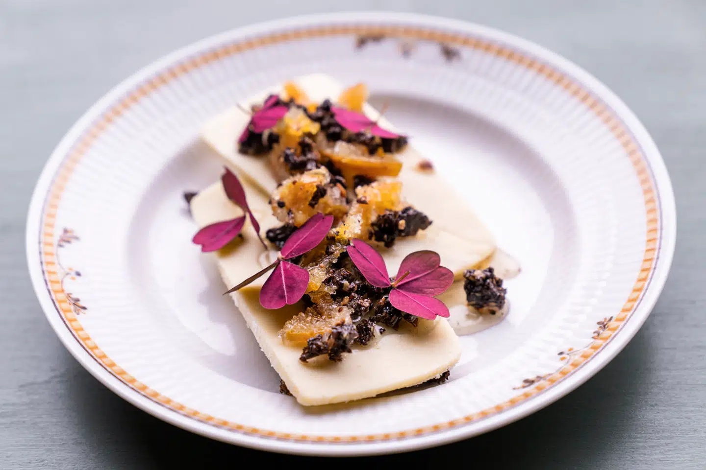 Frokostrestaurant Boulevarden 129. Amager Boulevard 129, 2300 København S. Gammel Knas med appelsinsirup.