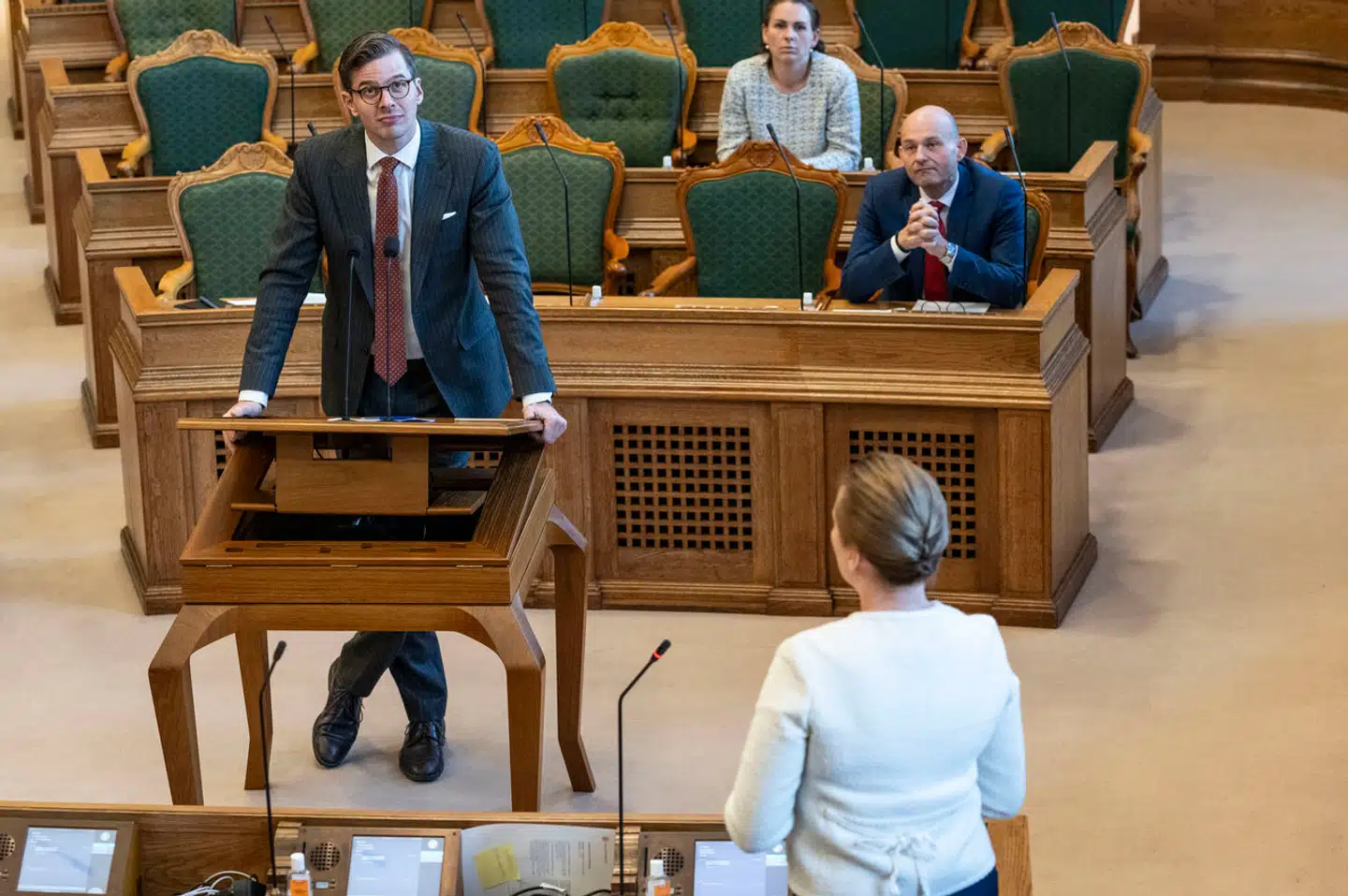 Man forstår godt, hvorfor Mette Frederiksen virker noget pirrelig, mener Tom Jensen i denne leder.