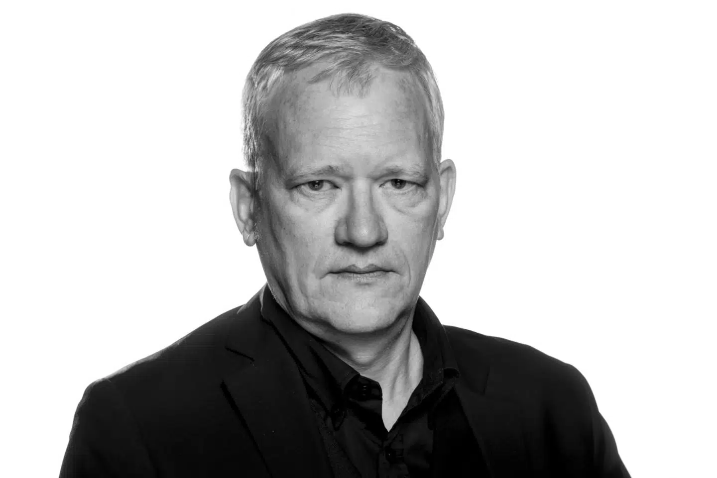 Kristian Lindbergs topliste er domineret af musik i den såkaldte ambientgenre, en musikform præget af rolige, elektroniske klange uden gennemgående rytme.