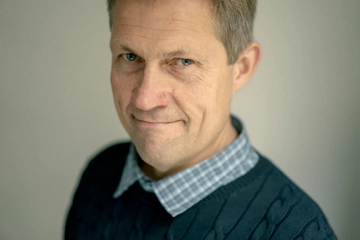 Claus Thustrup Kreiner er sammen med Henrik Kleven, Kristian Larsen og Jakob Søgaard en af forskerne bag det opsigtsvækkende studie om effekterne ved at afskaffe topskatten. Men vi er slet ikke der, hvor ministeriernes regnemodeller bør ændres, understreger han.