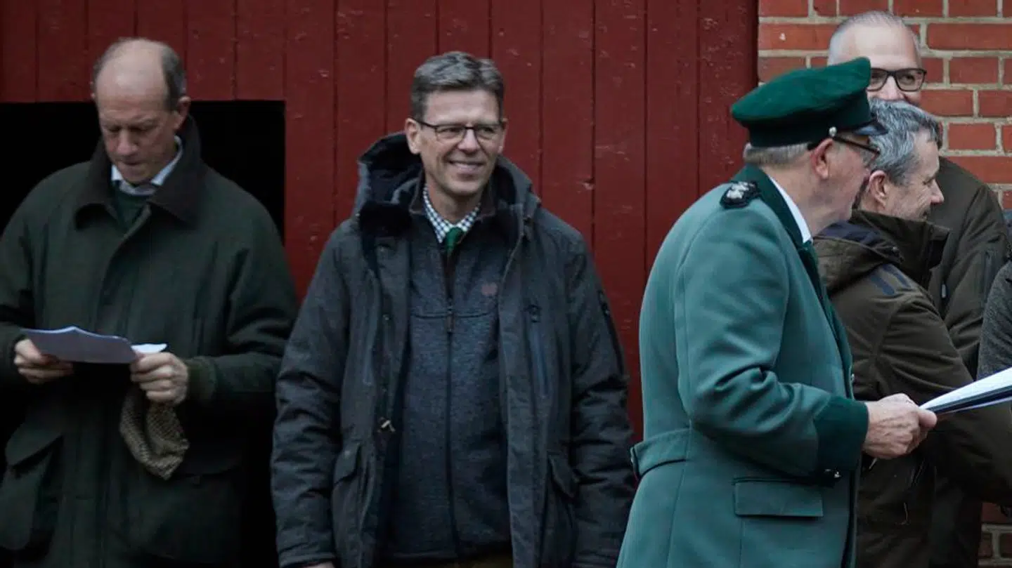 Peter A. Busck ses her yderst til venstre. ved jagten i Gludsted.
