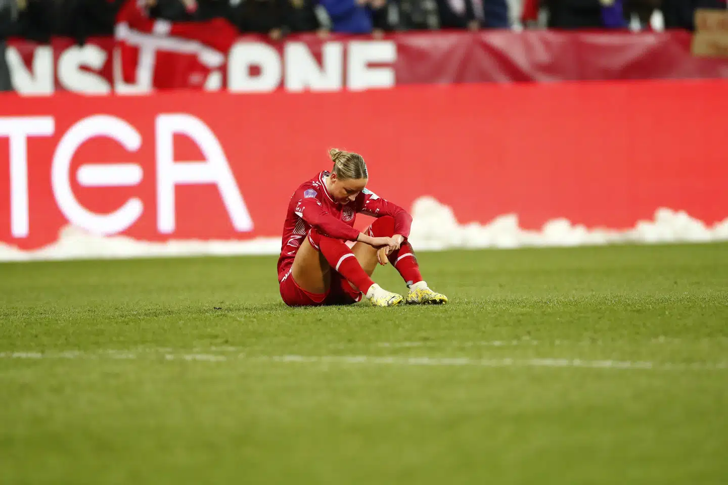 De danske spillere var nedslåede efter tirsdagens nederlag til Island.