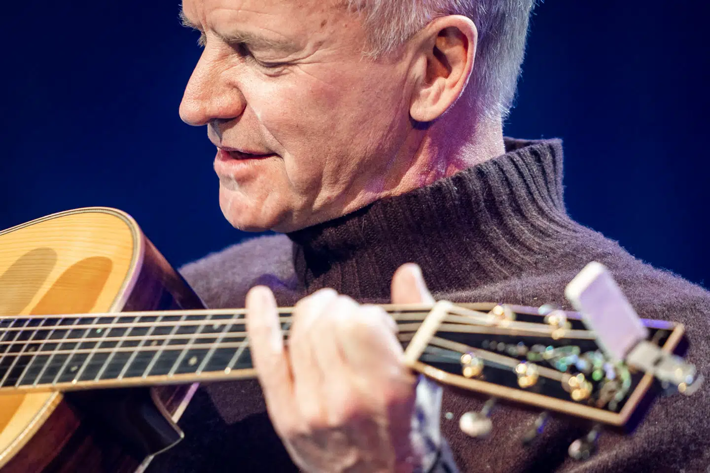 »Når jeg er sammen med mit band, er jeg kaptajn på skibet. Mit ord er lov. Men når man bevæger sig ind i teatret, må hver eneste sang kæmpe for sit liv. Instruktøren, producenterne, manuskriptforfatterne sætter spørgsmålstegn ved alt. Hver linje må kæmpe for sit liv, hvert ord må slås for at få lov til at blive. Jeg husker, at der var sange, der forsvandt. Noget af mit bedste arbejde, men klippet ud. Så det er faktisk en ret grusom, krævende disciplin, « siger Sting, der har måttet nøje sig med, at en sang skal drive handlingen videre i en musical.