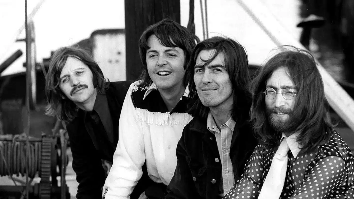 »The Fab Four« i deres storhedstid i 1969. Torsdag udkommer en ny single fra The Beatles, der er blevet til ved hjælp af kunstig intelligens.