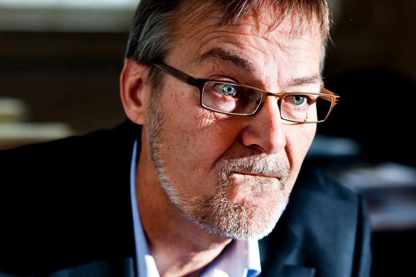 Stik imod hvad S-SF-toppen siger, mener Sohn, at boligskatten bør hæves, siger flere bankchefer. Sohn ønsker hverken at af- eller bekræfte.