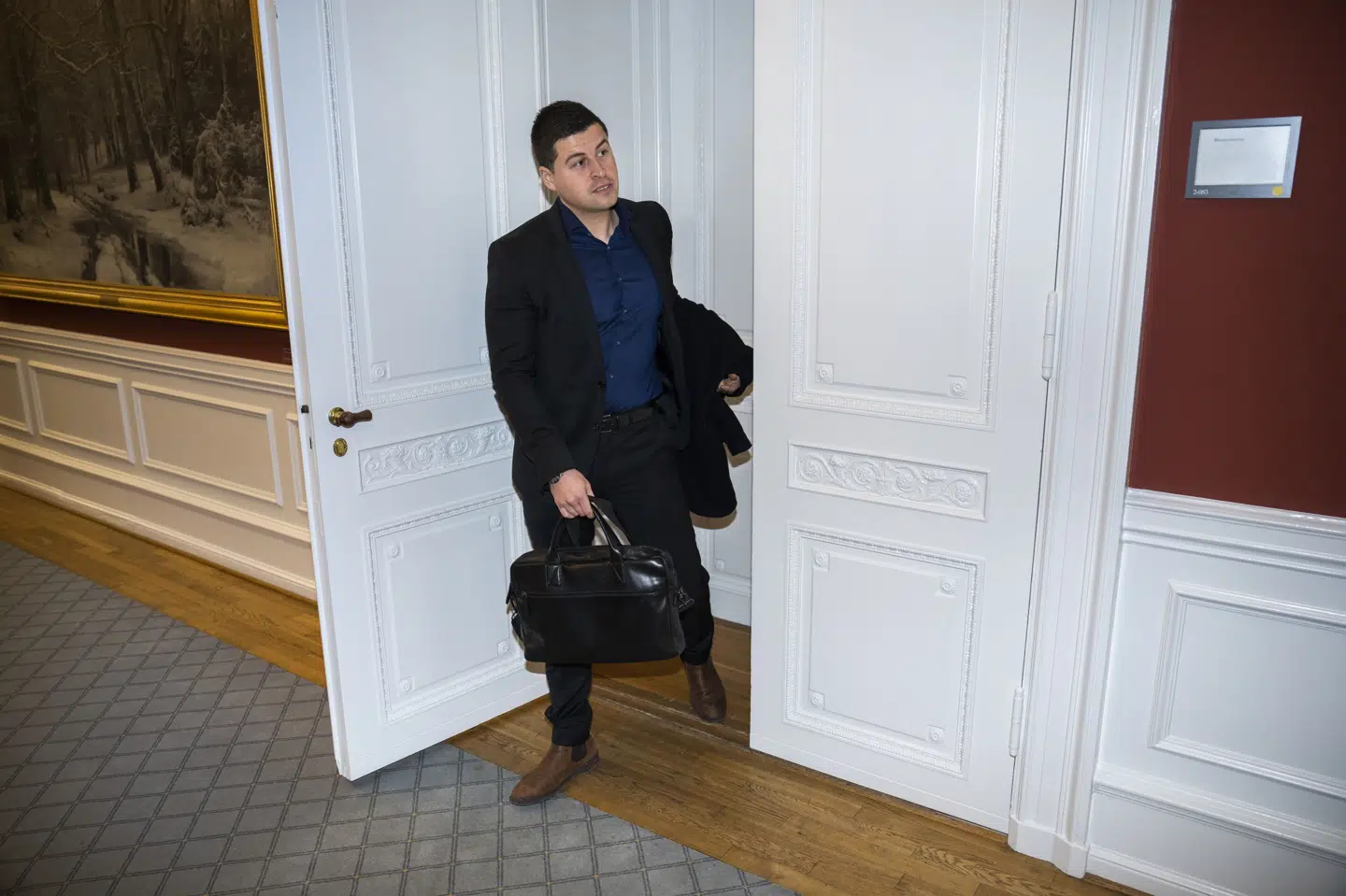 Mike Villa Fonseca har forlænget sin sygeorlov fra Folketinget.