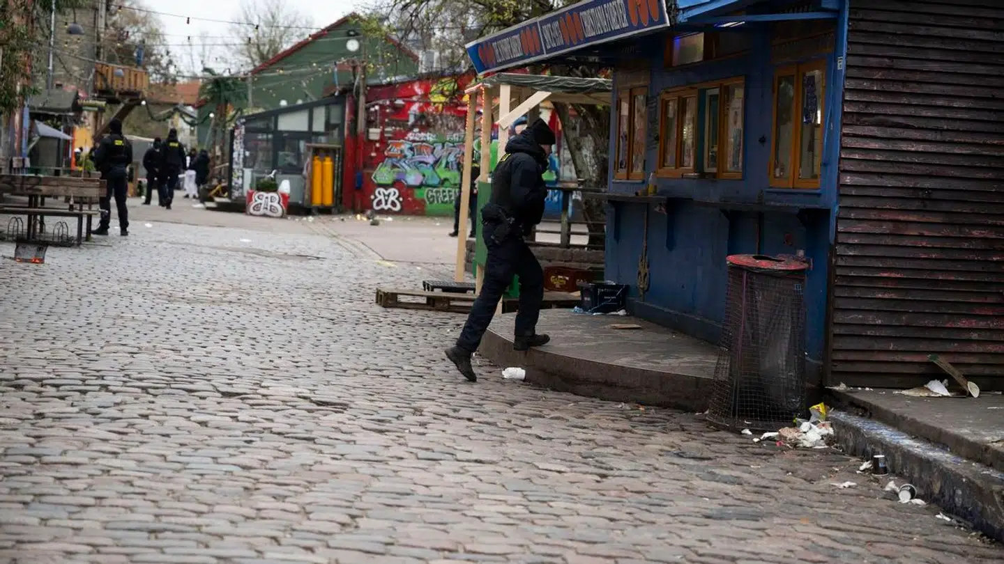 Sagen, hvor seks er anholdt, handler om en hashliga, der styrede en hashbod i Pusher Street.