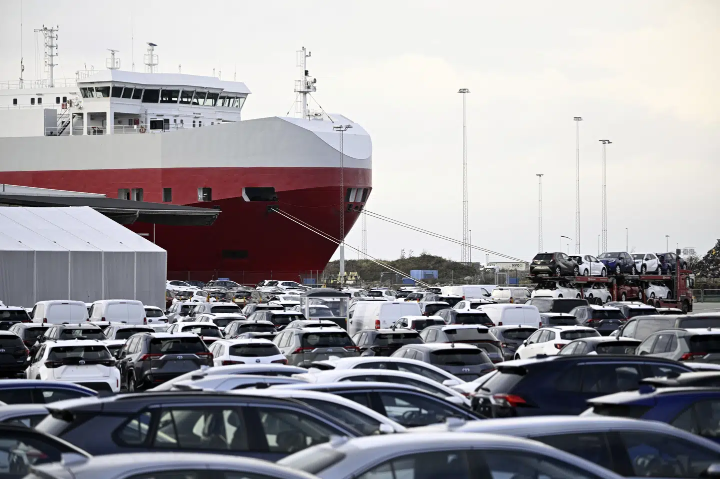 Som en del af strejken blokerede arbejdere i sidste uge adgangen til et skib i Sverige, der skulle fragte Tesla-biler. (Arkivfoto).