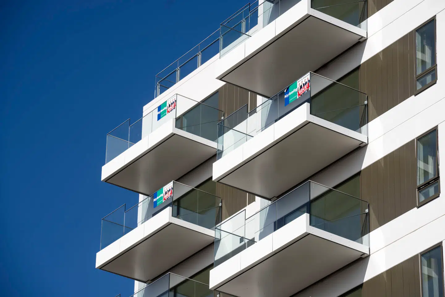 Ejerlejligheder vil falde i pris i 2024, spår regeringen.