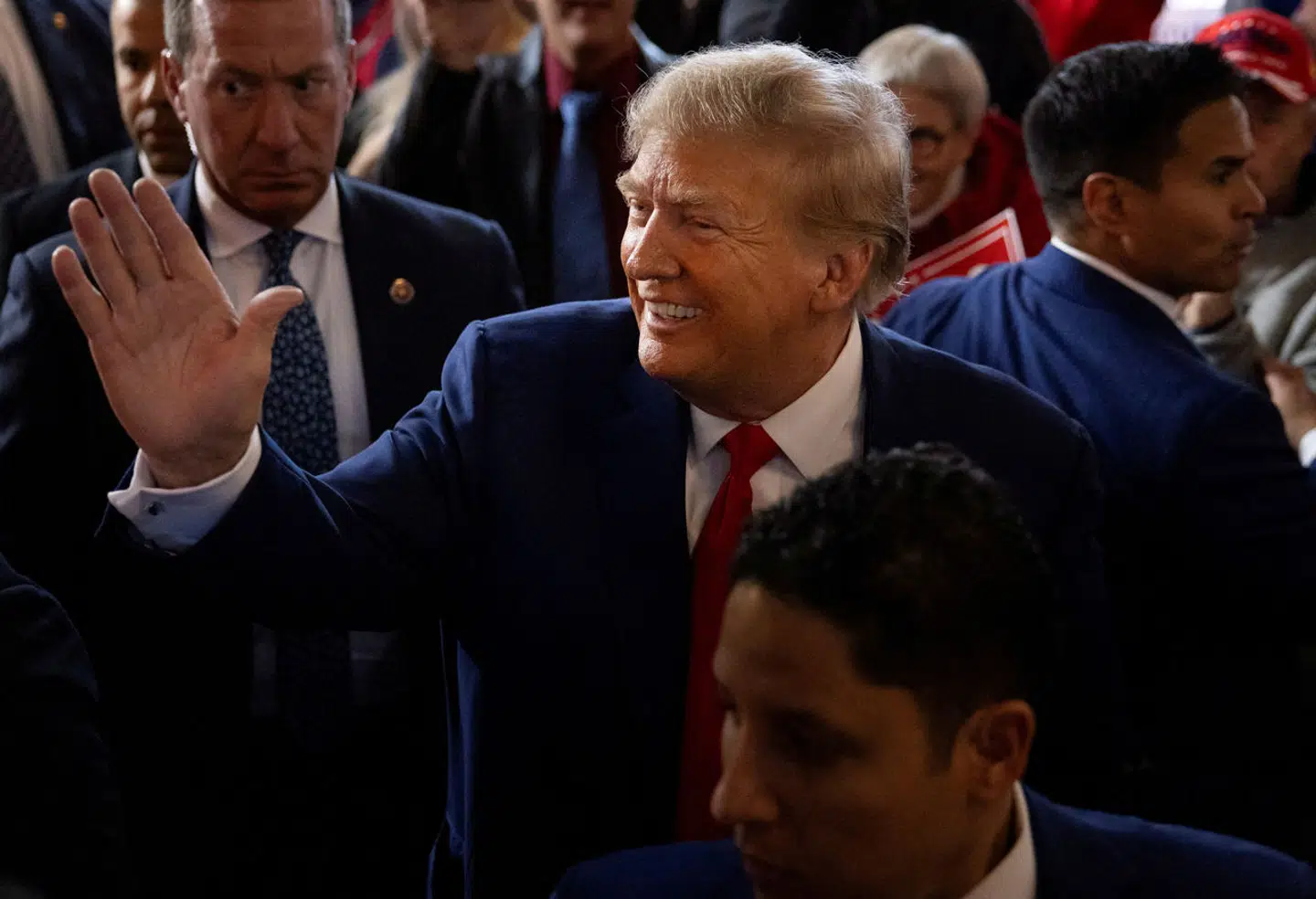 Hvis der var amerikansk præsidentvalg i dag, ville et flertal stemme på Donald Trump.