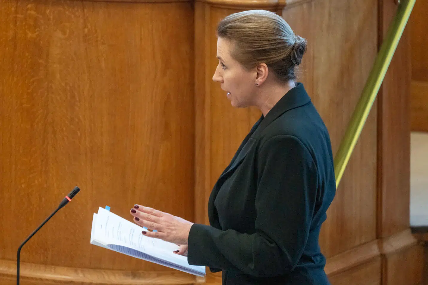 Statsministeren udvidet spørgetime i folketingssalen. Statsminister Mette Frederiksen (S)