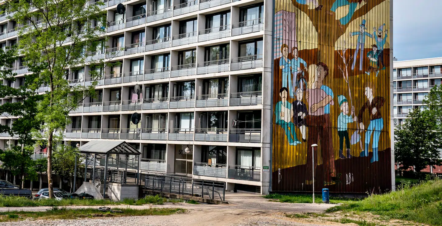 Aarhus Kommune åbner nu et kontor i Gellerupparken til social- og beskæftigelsesindsatser, som skal medvirke til at forebygge kriminalitet.