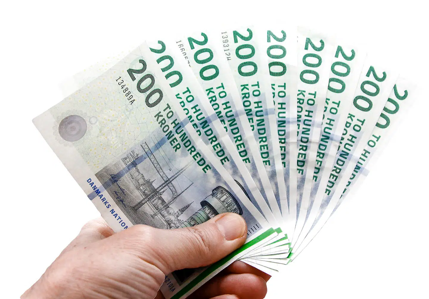 Januar er højsæson for bonusudbetalinger, og ifølge Djøf bør du være opmærksom på, at du får udbetalt den bonus, du har krav på fra din tidligere arbejdsgiver. Fagforeningen får flere henvendelser medlemmer, der ikke har fået udbetalt bonus eller har fået for lidt. Dansk Industri afviser imidertid, at det er et udbredt problem, og henviser til, at virksomheder ønsker at overholde loven.