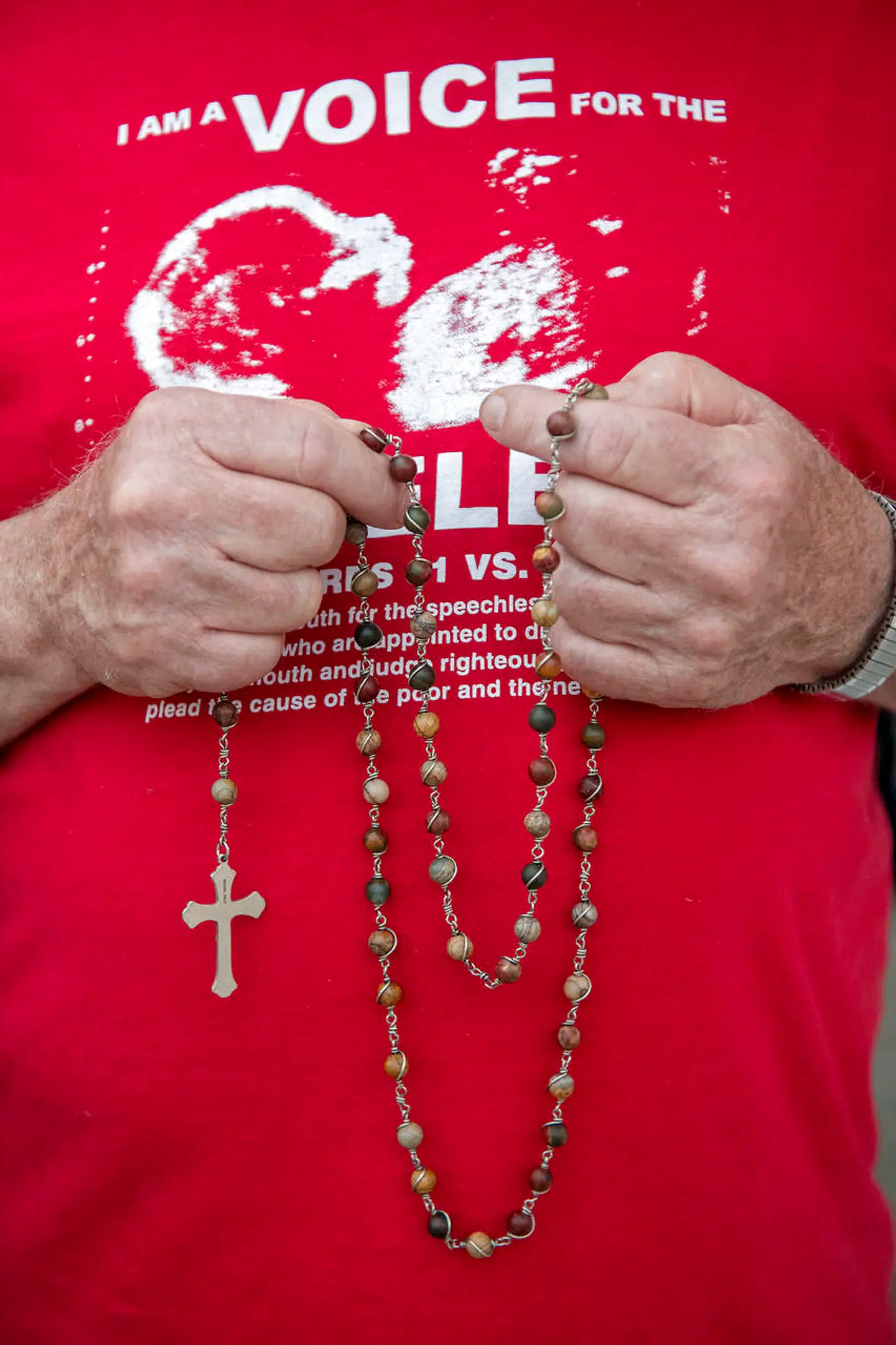 I alt har ni republikansk ledede stater i år vedtaget abortlove, der udfordrer højesterets kendelse om fri abort. Kentucky og foreløbig fem andre stater har alle vedtaget »hjertelydslove«, der forbyder abort efter, at der kan høres hjertelyd.