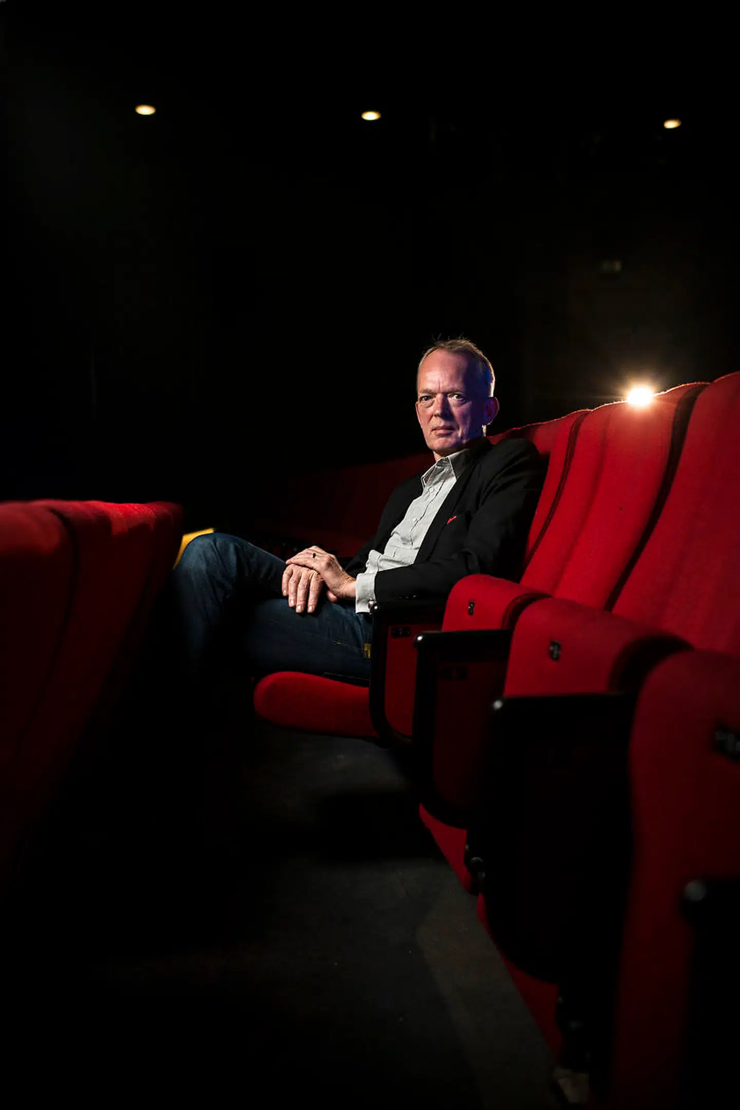 »Jeg synes måske, det er en lille bitte smule højrøvet, hvis man insisterer på, at den nørdede, dybe samtale partout skal foregå på DR1, når vi ved, at rigtig mange af DR1s brugere synes, det er meningsløst,« siger DRs kulturredaktør Henrik Bo Nielsen.