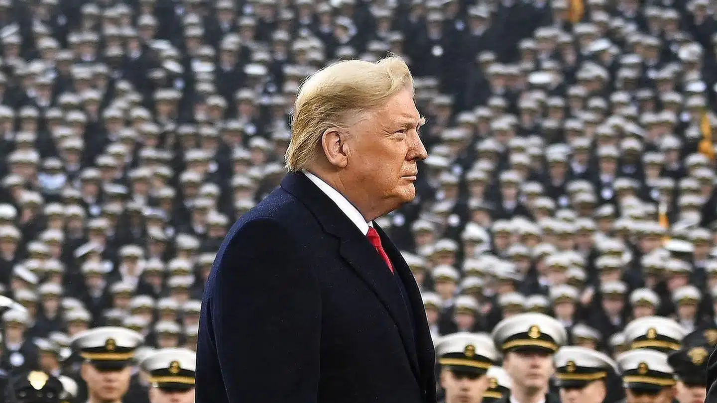 Hyl, larm og skrig. Men præsident Trump har landet den økonomiske politik, så der er størst mulig medvind frem mod præsidentvalget til november.