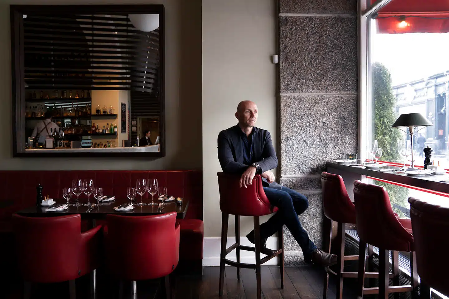 Jesper Boelskifte er direktør og stifter af virksomheden bag Mash-kæden. Ifølge ham er restaurationsbranchens genåbning et spørgsmål om »enten-eller«. Hvis ikke man kan få lov at åbne for fuld blus, kan det have endnu større økonomiske konsekvenser end fortsat at holde lukket.