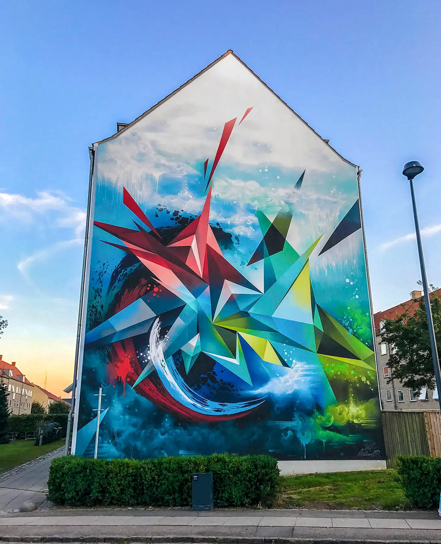 Vægprojektet "Day Dream", der var en del af Nordens største Open Air galleri i 2017, på Rentemestervej i Københavns Nordvestkvarter.