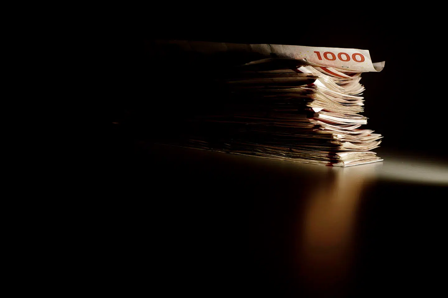 Stigende renter på boliglån og minusrenter på opsparingen er en dårlig cocktail for mange danskere, der må øremærke flere penge til rentebetalinger i år.