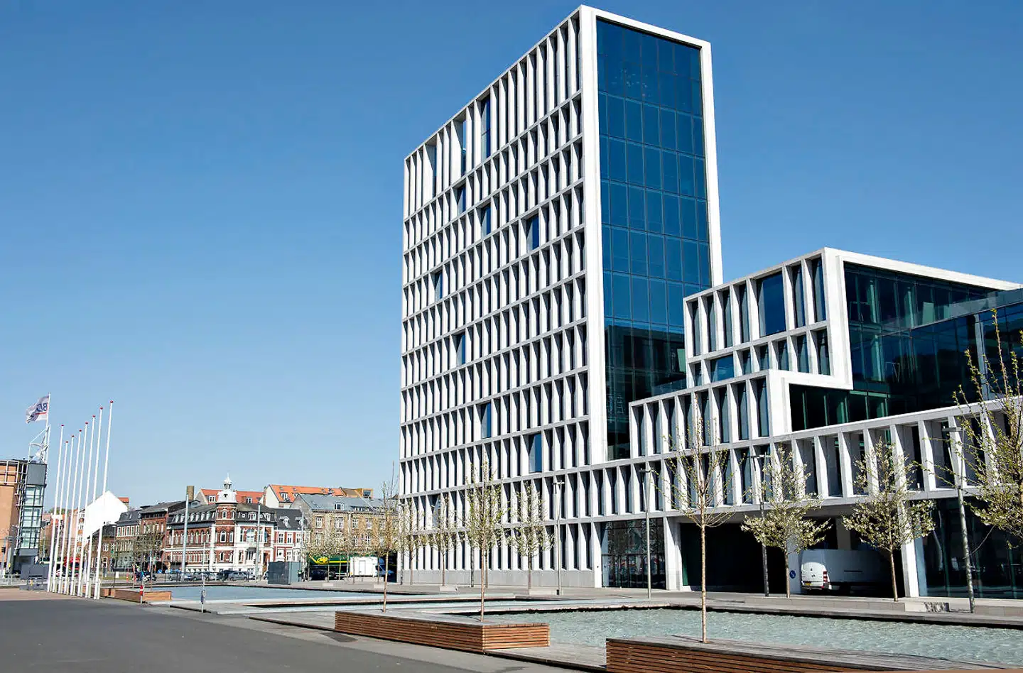 Bestsellers kontor på havnen i Aarhus. Virksomheden fremlagde i sommer sit bedste regnskab nogensinde og kan ånde lettet op i forhold til en ny CO₂-afgift.