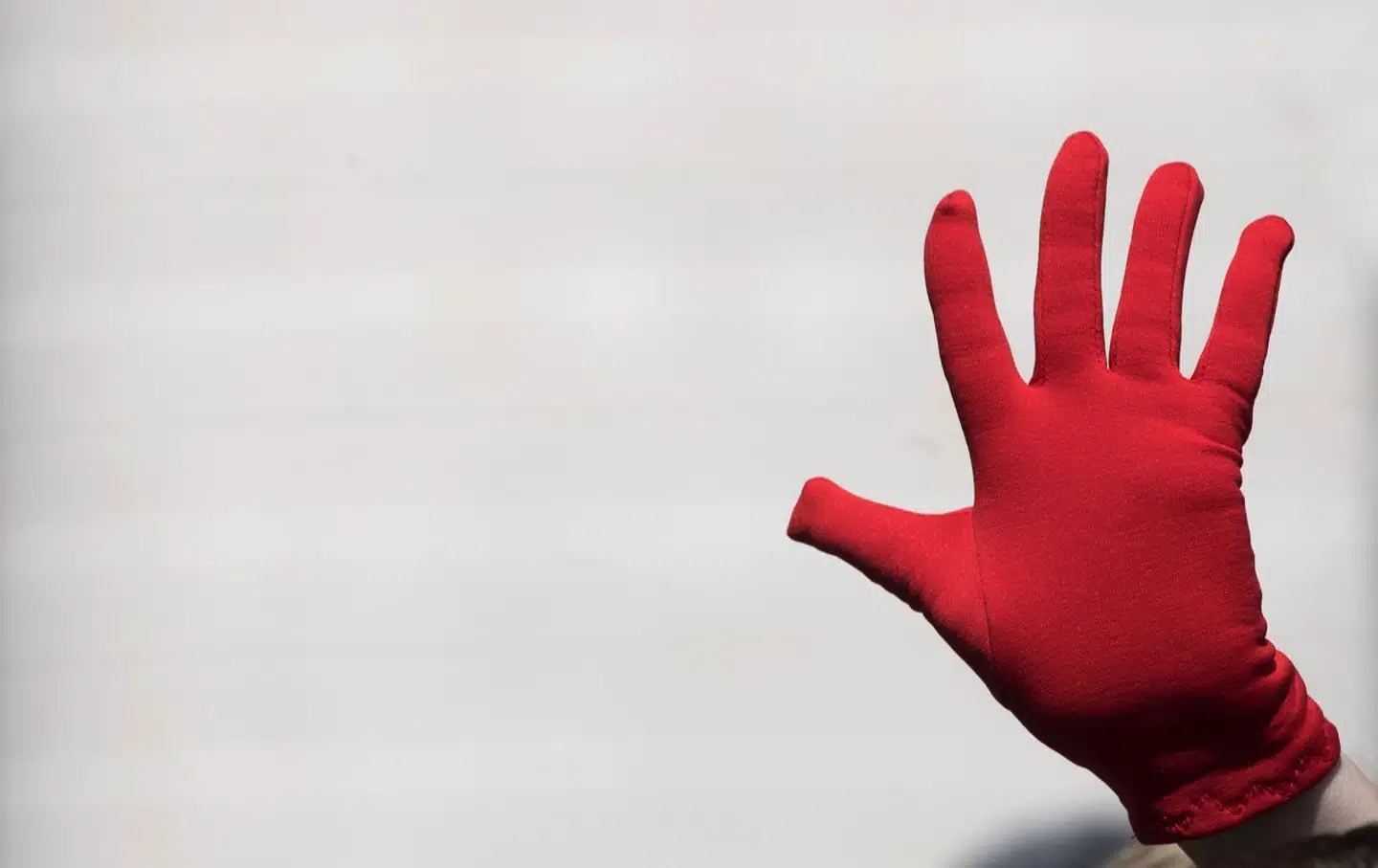 En bølge af protester, som her i den nordspanske by Pamplona, har ført til hårdere lovgivning mod seksuelle overgreb. Men hvad stiller man op, når voldtægtsforbryderne er under den kriminelle lavalder?