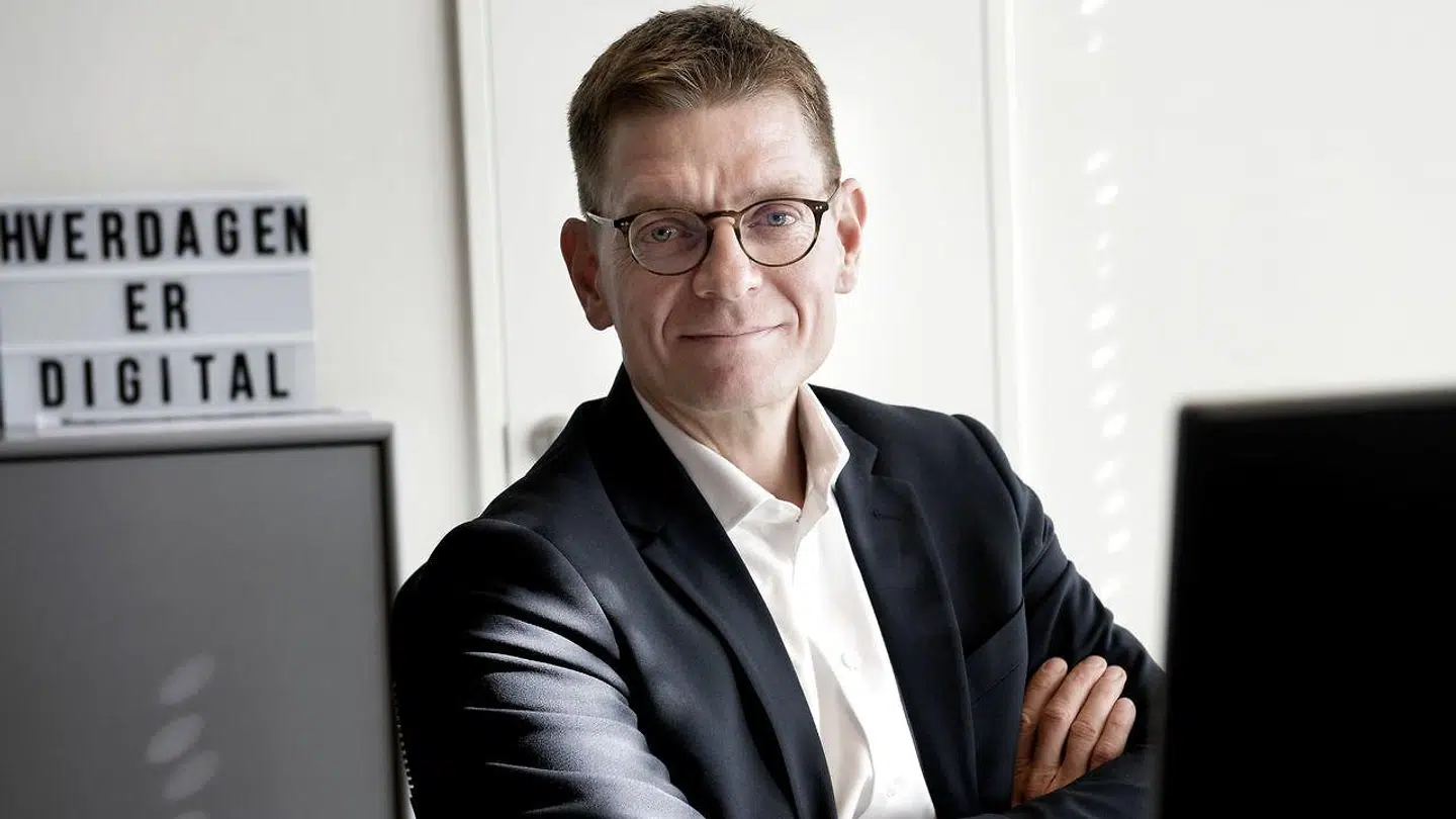 Lars Frelle-Petersen, som i årtier har været frontkæmper for digitaliseringen af det offentlige Danmark, er rykket til den anden side af bordet og blevet digital direktør i Dansk Industri (DI).