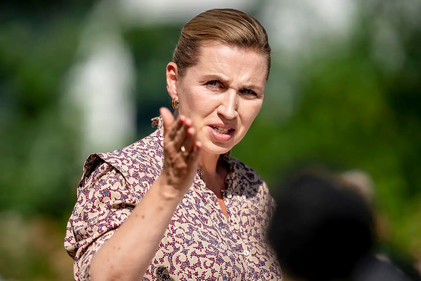 Regeringens længe ventede »Arne-pension« skal blandt andet finansieres ved at tage af det økonomiske råderum i 2022. Nu viser beregninger fra DI imidlertid, at statsminister Mette Frederiksens råderum frem mod 2025 er skrumpet fra 14 til 6,6 mia. kroner.