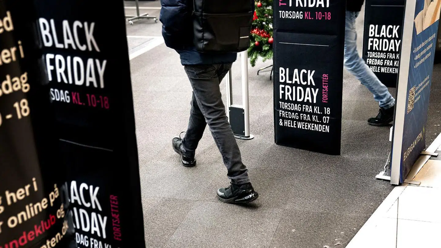 Det er på fredag, at årets Black Friday – den største detailhandelsdag i Danmark – afvikles. Den ventes at blive noget anderledes i år, fordi mange har fået øjnene op for mulighederne for at købe ind på nettet.