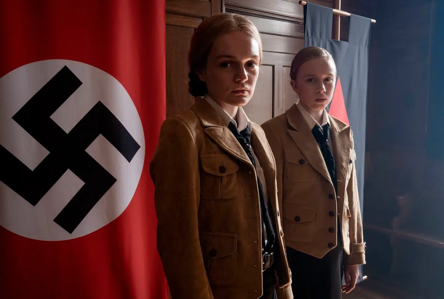 I anden sæson kommer »World on Fire« også forbi det nazistiske avlsprogram, der indrullerer den naive skolepige Marga.