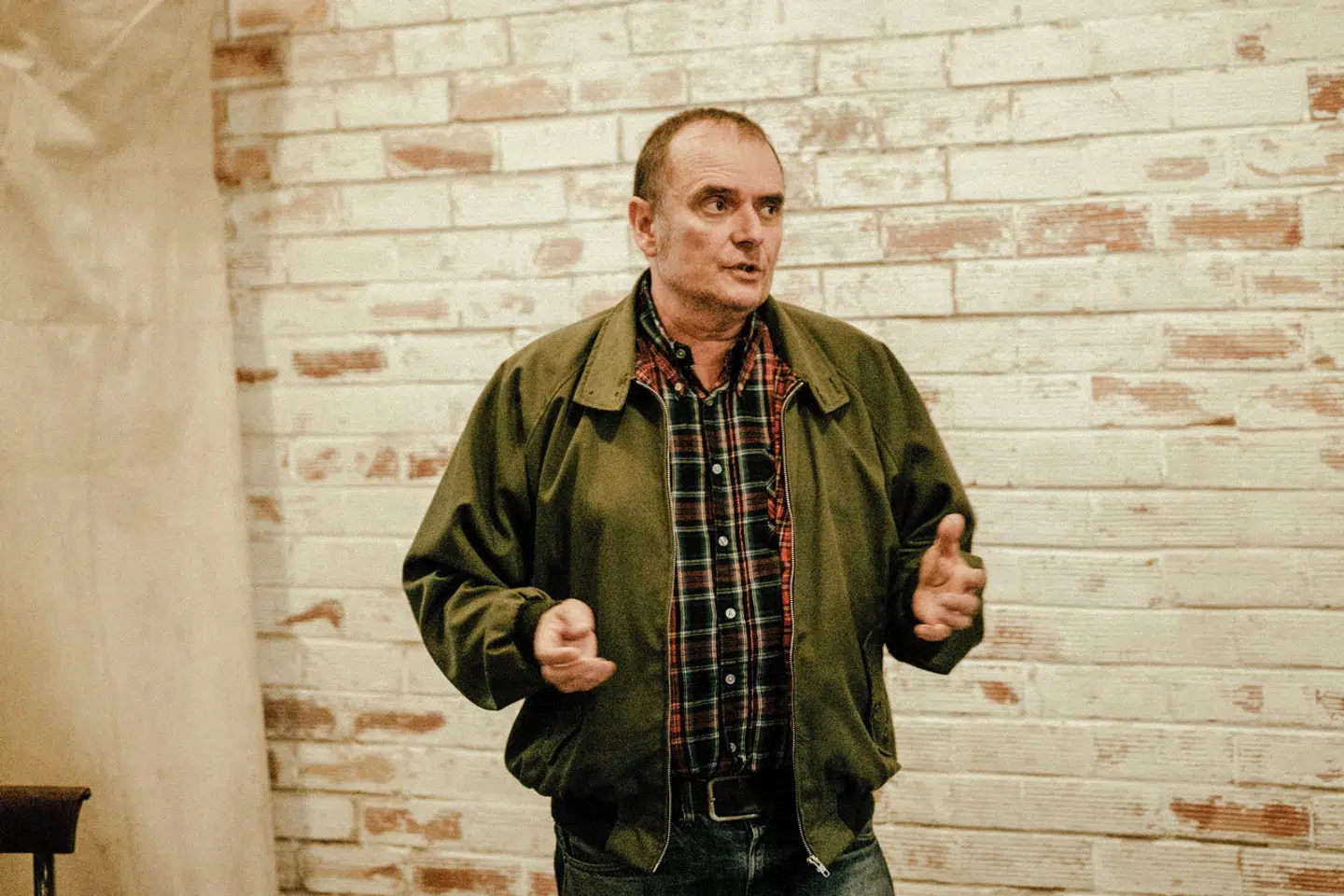 Historiker og lektor Claus Bundgård Christensen er lodret uenig i den fremstilling af holocaust, som en oplægsholder ved et universitetsarrangement fremførte for nylig. Dele er regulær holocaust-forvanskning, siger han efter at have lyttet til en optagelse fra arrangementet.