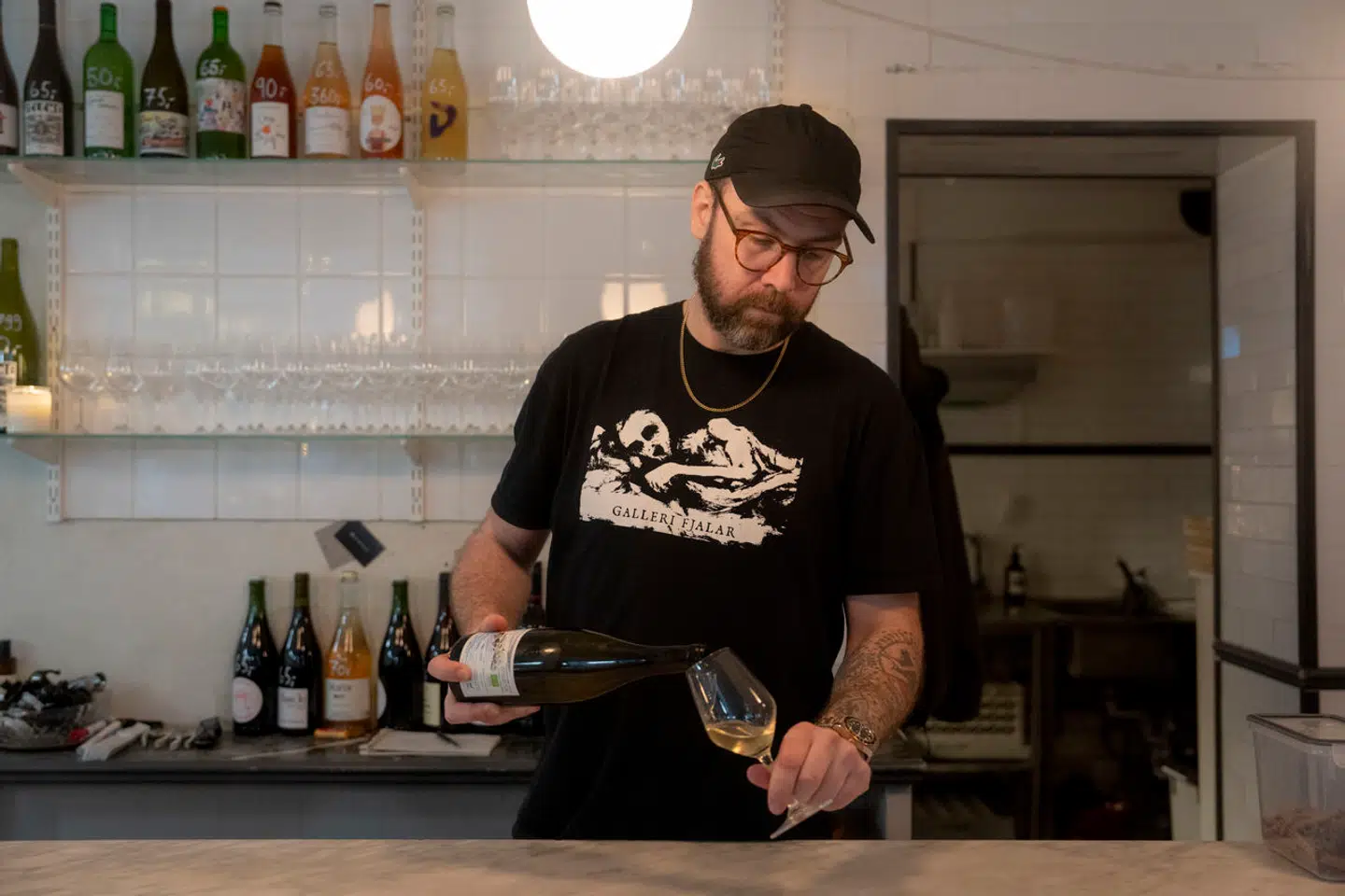 Søren Frank slog et smut omkring Elmegade og blev mødt af god service og rimelige priser.