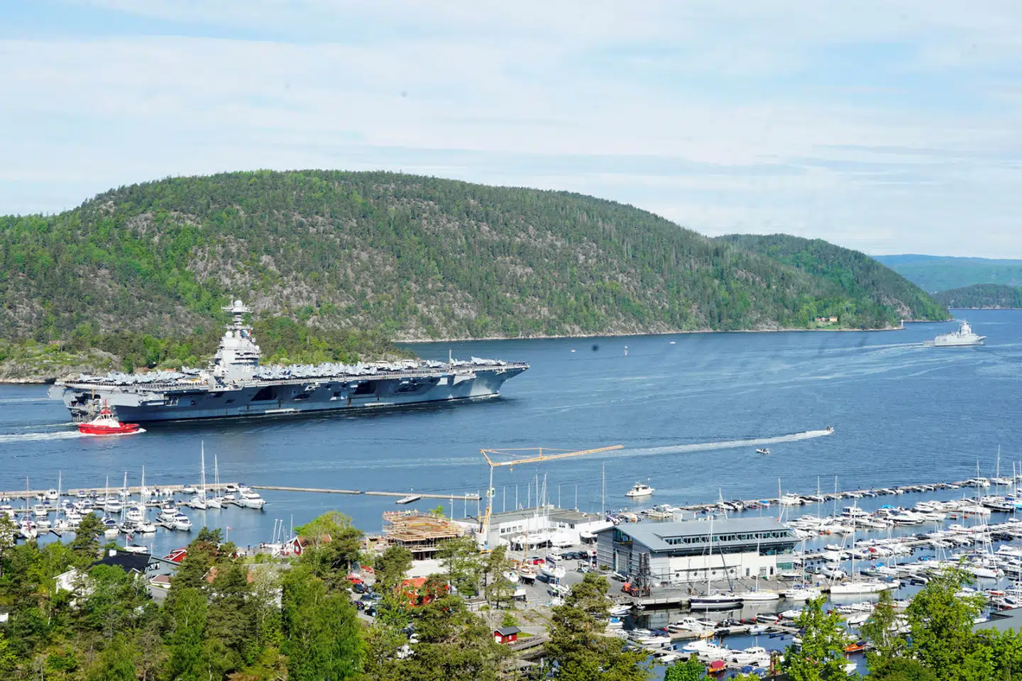 I maj var verdens største hangarskib, »USS Gerald R. Ford«, og dets 4.000 sømænd på besøg i Oslo. Danmark ser også ud til at kunne se frem til flere amerikanske besøgende.