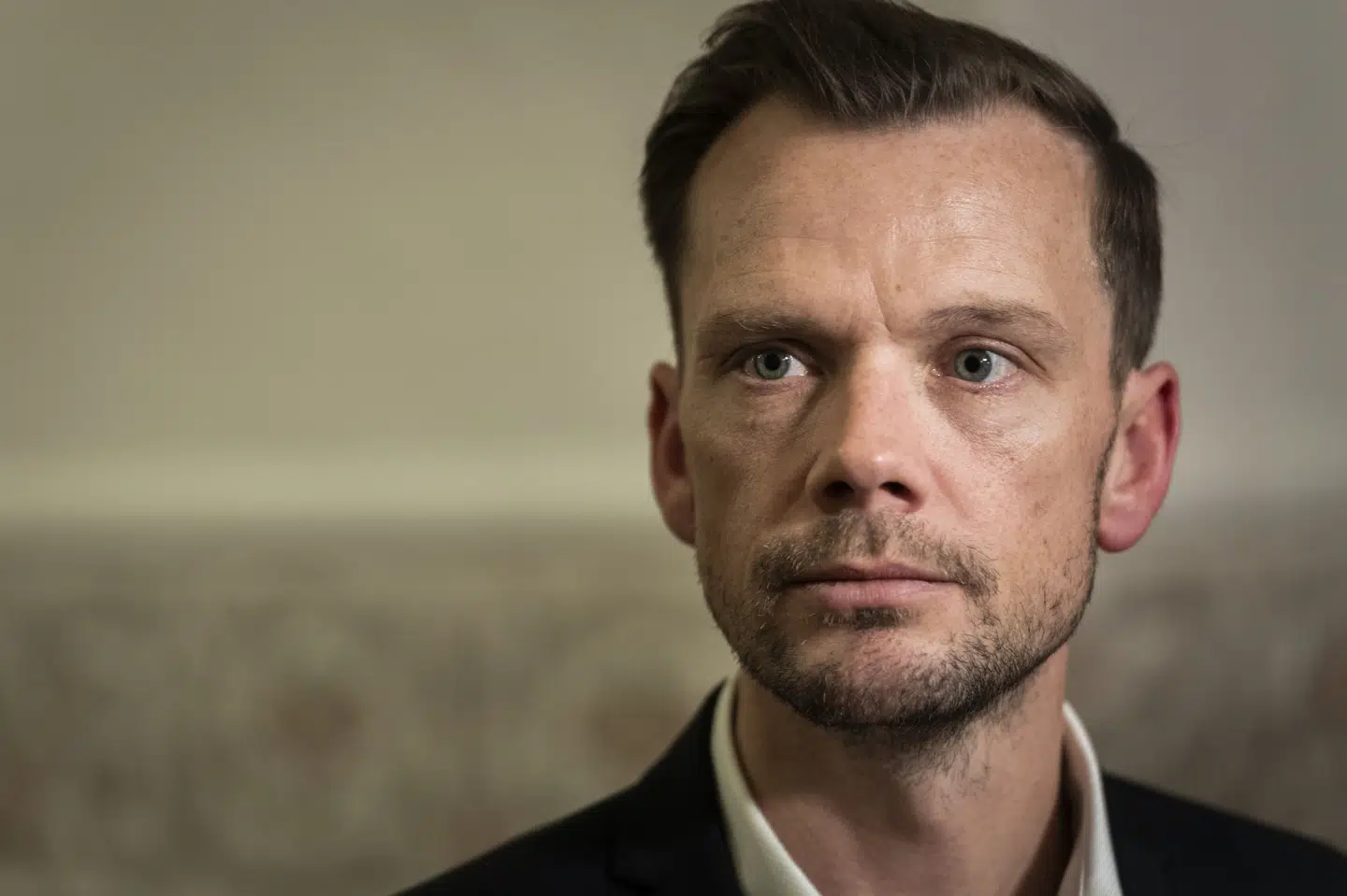 Tidsplanen for Bjelke-gruppen er skredet igen. En delrapport er nu over to år forsinket. Men der er "gennemført en lang række tiltag på området", skriver justitsminister Peter Hummelgaard (S) i en mail til Jyllands-Posten.