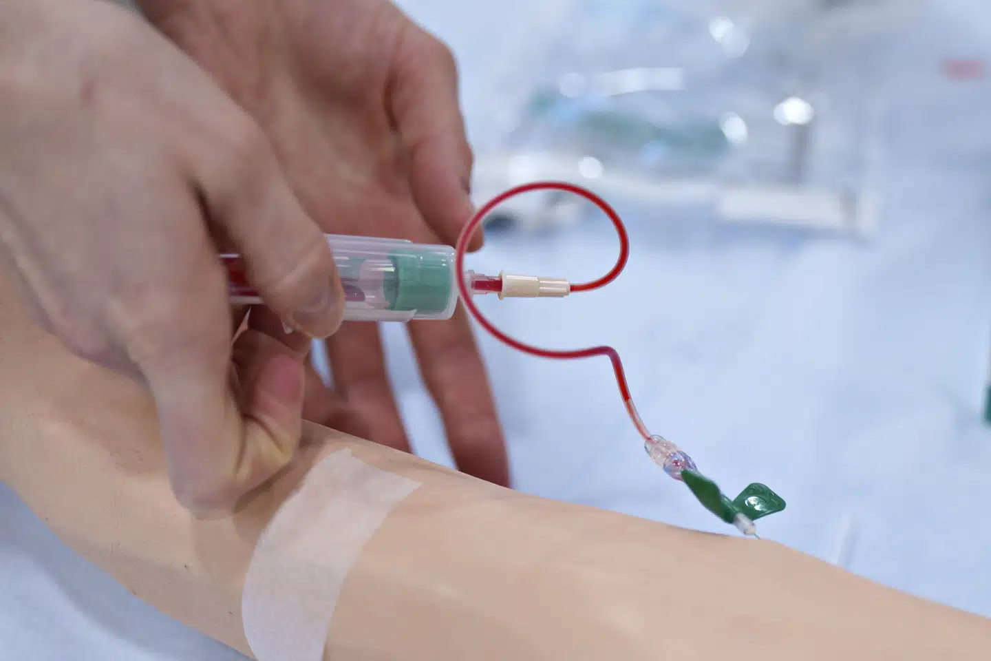 Blodprøver viser meget tidligt, hvor meget kræft-DNA, der er i patientens blod efter en operation og kan udpege de patienter, hvor en behandlet kræft blusser meget hurtigt op igen. (Foto: Henning Bagger/Ritzau Scanpix). (Foto: Henning Bagger/Ritzau Scanpix)