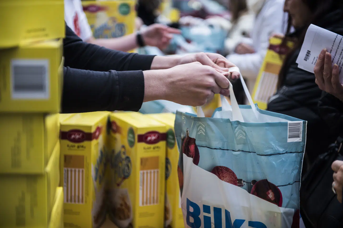 Mindst 100.000 ansøgninger om julehjælp har landets største juleorganisationer i år fået. 2022 var ellers rekordår for ansøgninger til julehjælp, hvor mindst 87.000 ansøgninger nåede ud til organisationerne. (Arkivfoto).