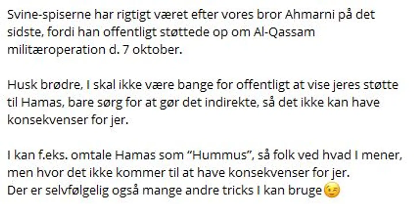 I gruppen bliver danskere flere gange refereret til som svine-spiserne.