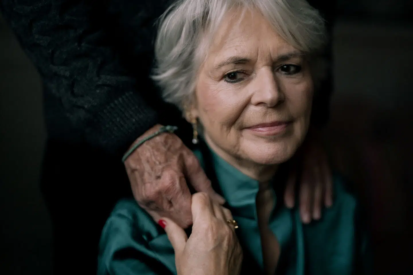 Camilla Lindemann tror på, at det er sundt at hengive sig, og beskriver det som rørende, når to mennesker bliver tiltrukket af hinanden i en fremskreden alder. »Det er da vidunderligt.«