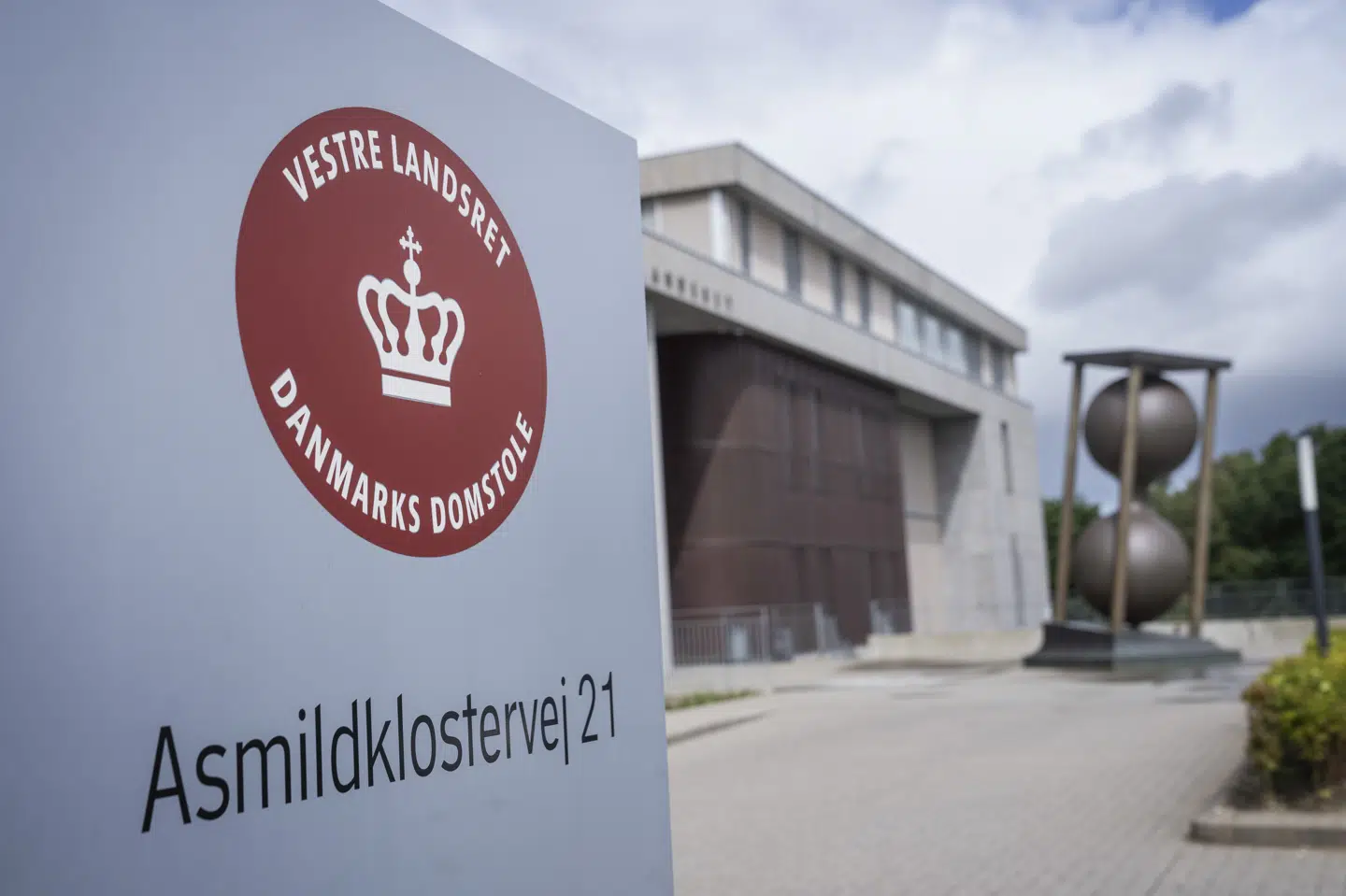 Vestre Landsret har stadfæstet byrettens dom i en sag, hvor en tidligere ansat på en skole i Aalborg Kommune har fået ni måneders fængsel. (Arkivfoto).