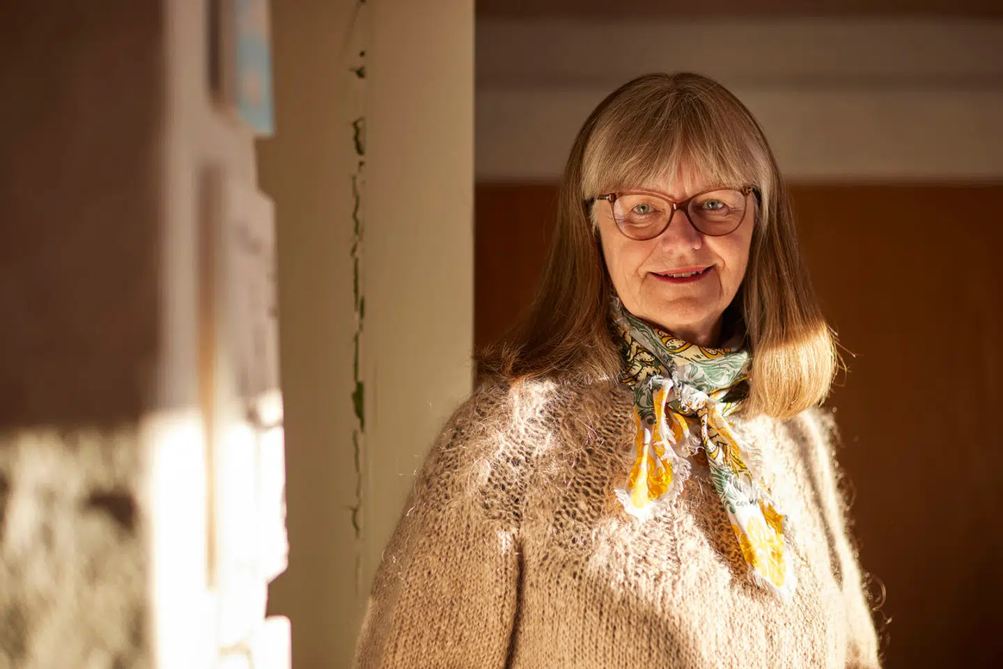 Økonomiprofessor Nina Smith Nina Smith har som mor til fire gennem mange år haft den svære balancegang mellem familieliv og karriere tæt inde på livet. Nu har hun en opfordring til danske børnefamilier.