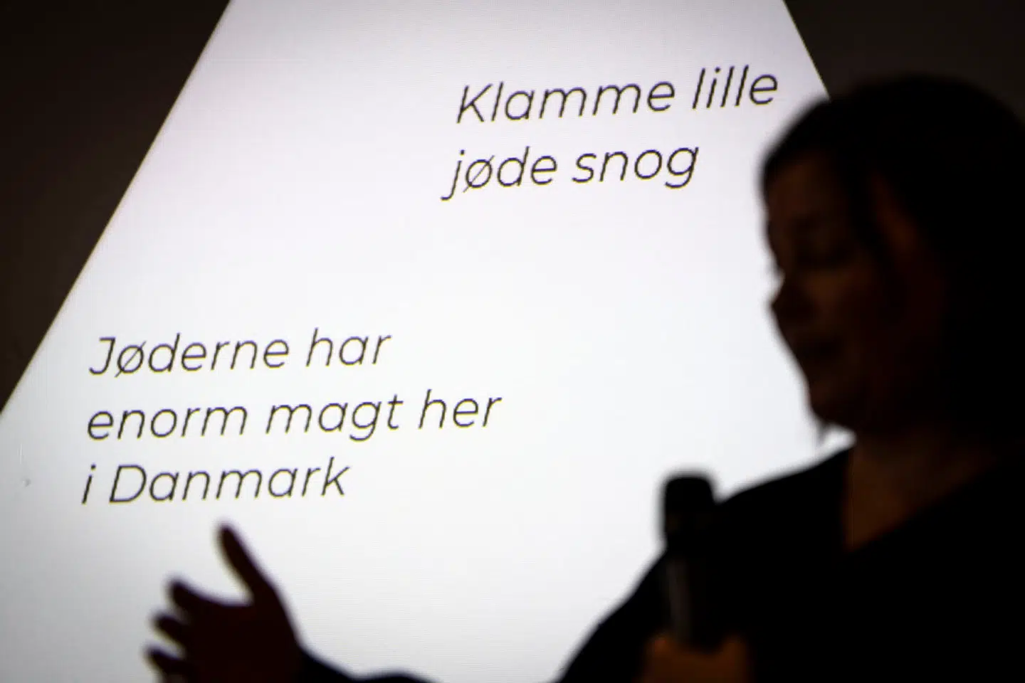 Universiteterne har haft svært ved at håndtere begivenhederne, fordi de ikke kan forbyde bestemte grupper at indtage bestemte synspunkter. Det skriver Christian Holst Vigilius. På billedet er det Jødisk Informationscenter og Nordic Safe Cities, der offentliggør analyseresultaterne fra projekt #AMOS, som undersøger og forebygger antisemitisme på sociale medier.