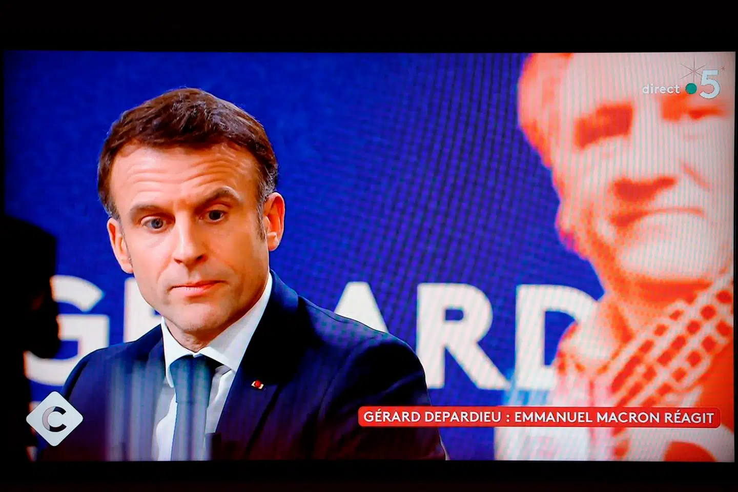 Præsident Emmanuel Macron var i krigshumør, da han onsdag deltog i tv-kanalen France 5s debatprogram »C à vous«.