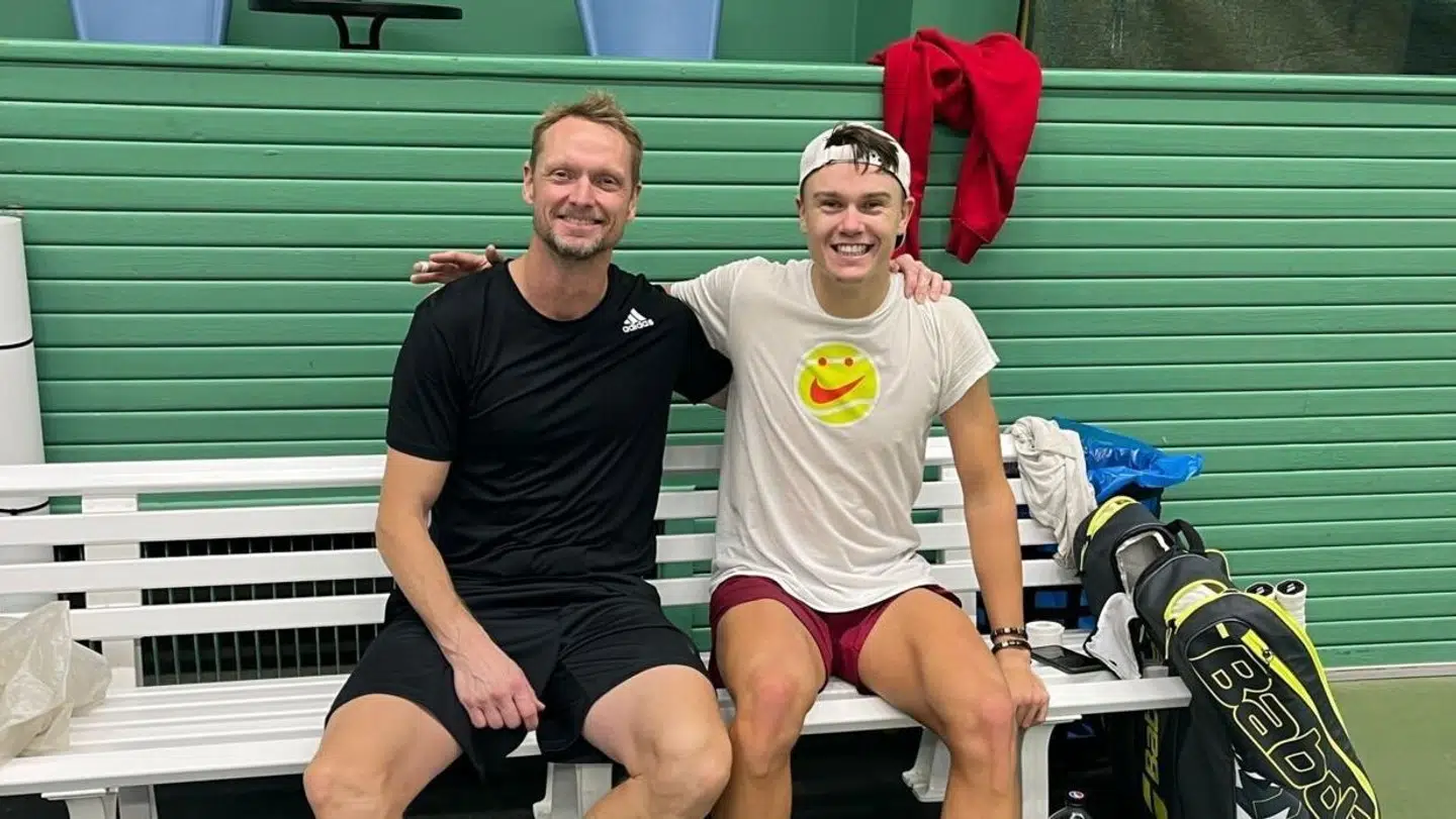 Kenneth Carlsen har hjulpet Holger Rune i både Danmark og London de seneste uger.