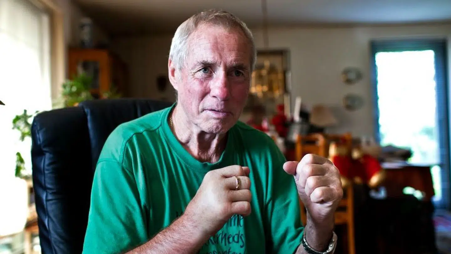 Tom Bogs blev 79 år gammel. En influenza og lungebetændelse tog livet af den tidligere bokser, der i årevis kæmpede med demens.