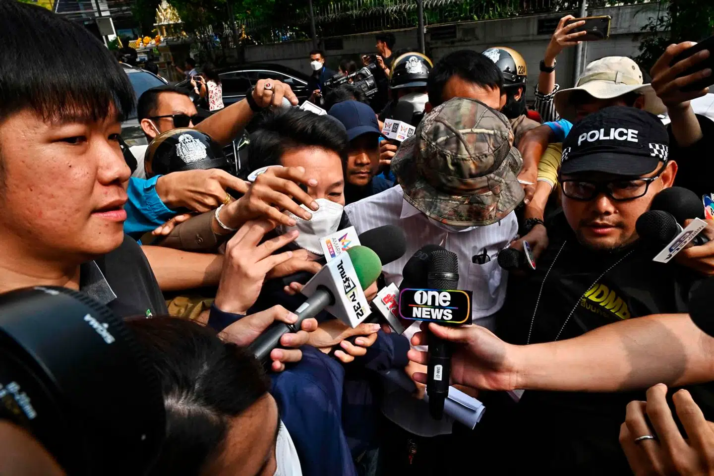 De to mænd der står anklaget for at have solgt skydevåbnet til den 14-årige dreng, der begik skyderiet i oktober. Arkivfoto: Lillian Suwanrumpha, Scanpix